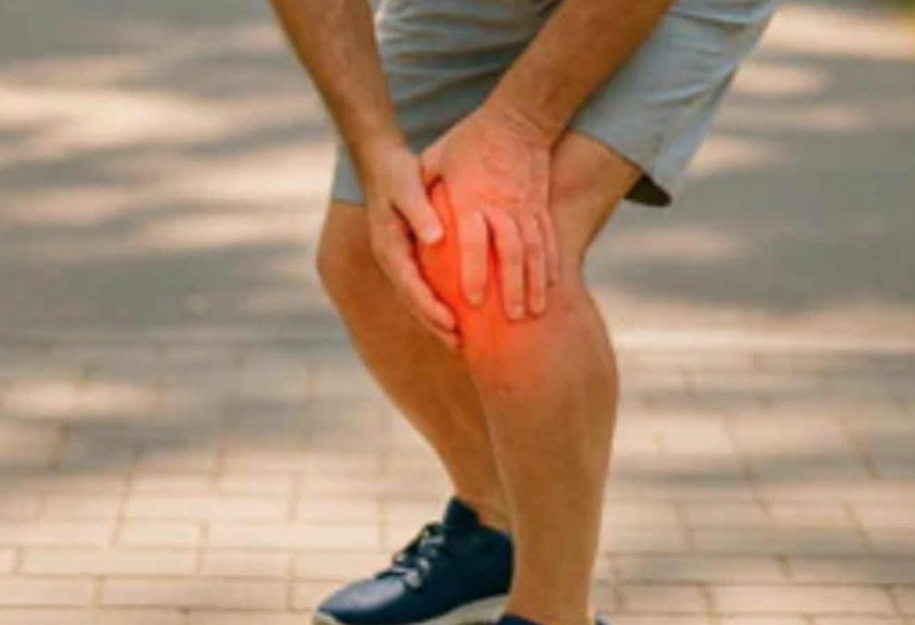 Can Grounding Help With Knee Pain? Natural Support for Recovery